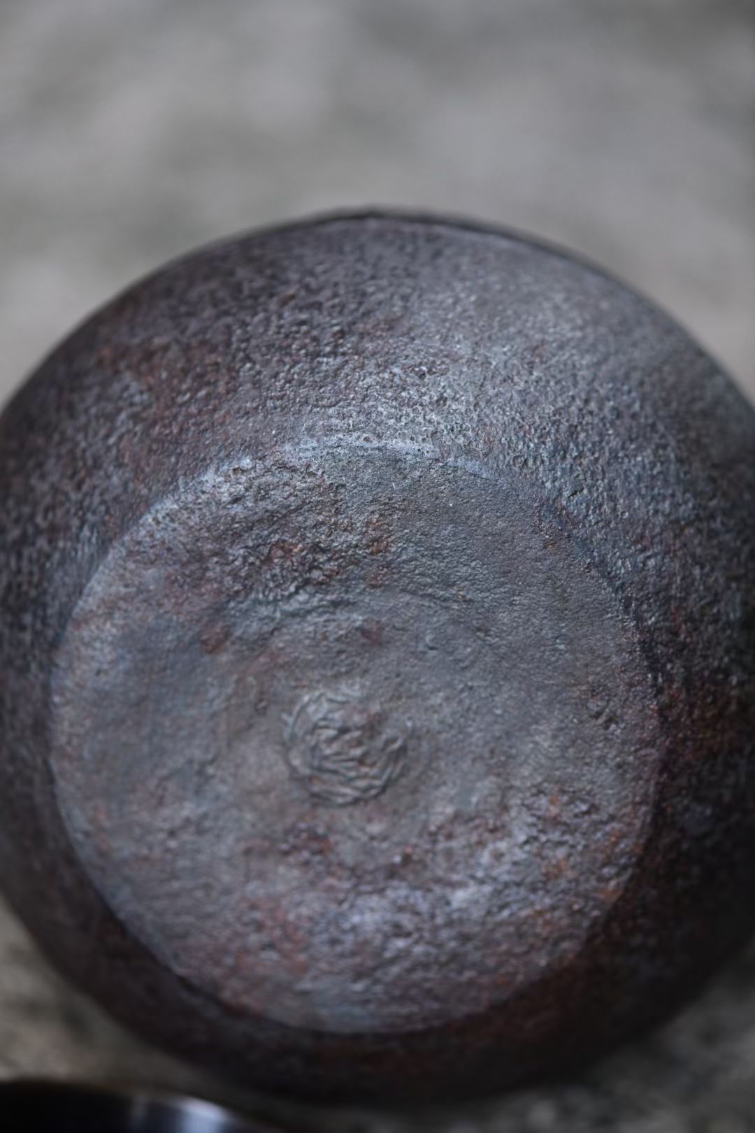 1417]=日本高木治良兵卫银摘平提手小铁壶=